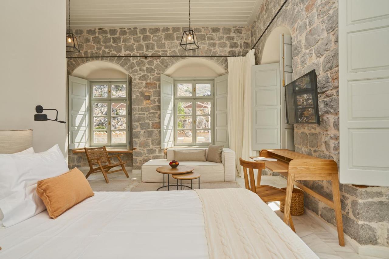 Mandraki Beach Resort 외부 사진