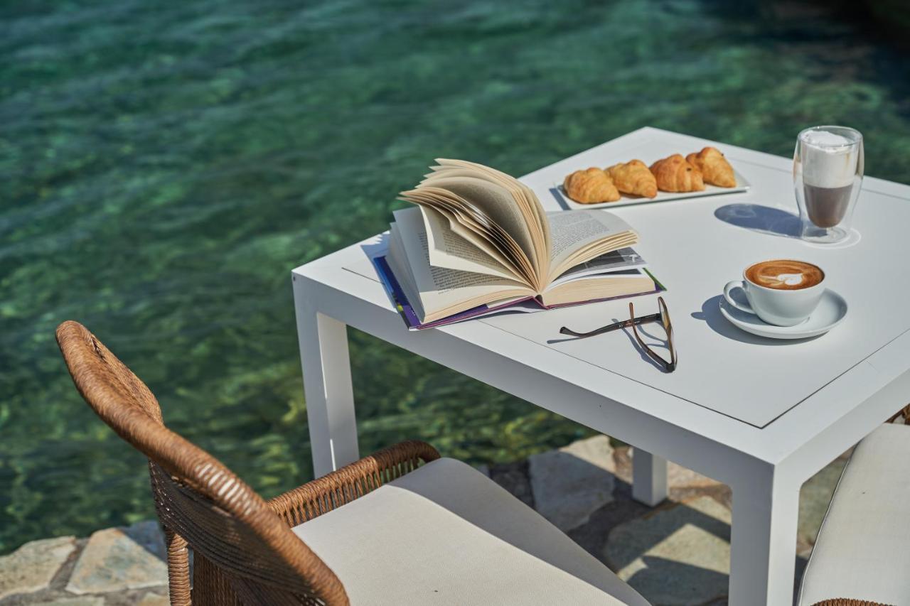 Mandraki Beach Resort 외부 사진